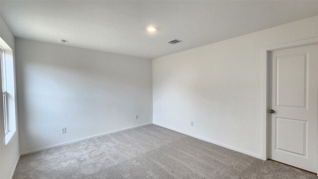 Building Photo - 16815 Old Wagon Wy