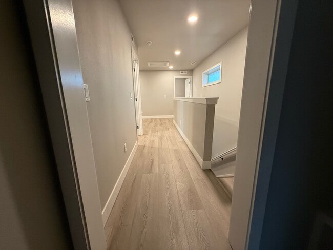 Building Photo - 651 Washington St