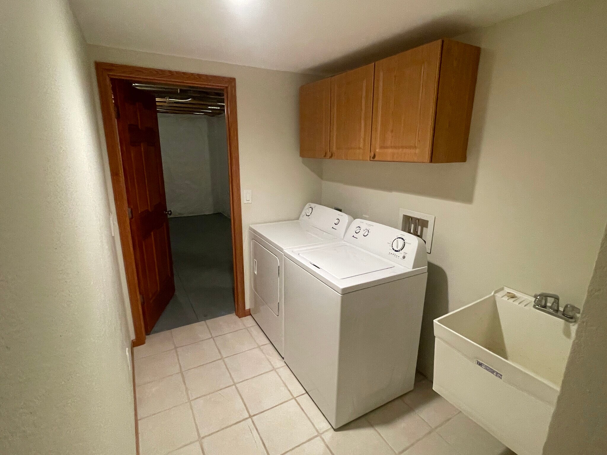Building Photo - 2916 Kentville Dr
