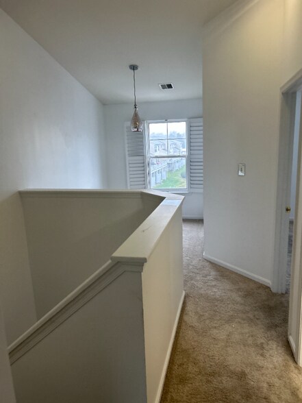 Building Photo - 23545 Devonshire Rd