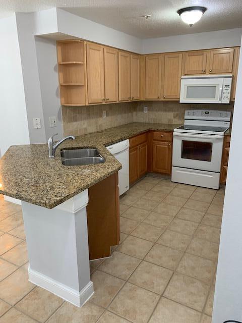 Building Photo - 175 Galicia Way