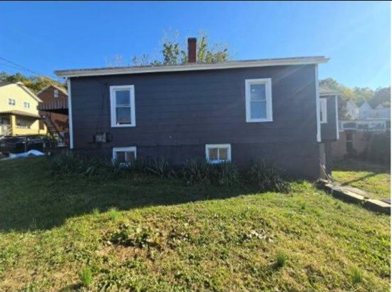 Building Photo - 165 Highland Ave