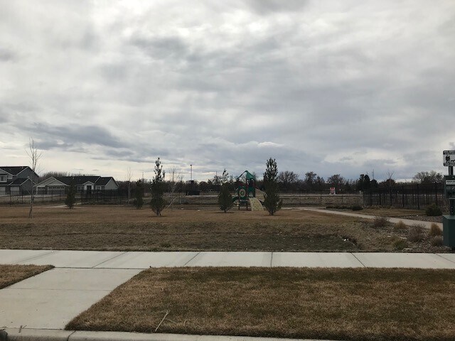 Building Photo - 4-Bedroom, 2.5-Bath Home with a 3-Car Garage and a Fully Fenced Backyard with No Rear Neighbors.