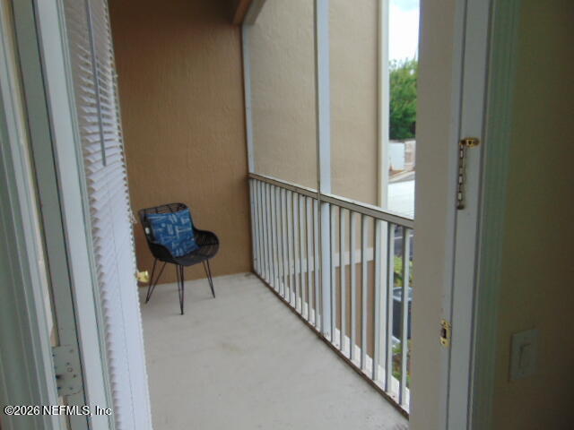Building Photo - 7990 Baymeadows Cir E