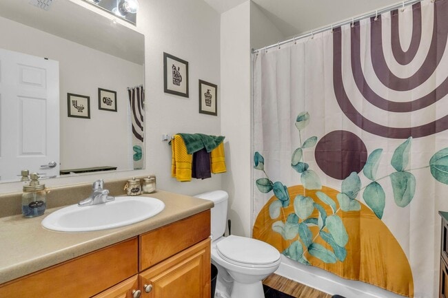 Building Photo - 512 Wingspan Way