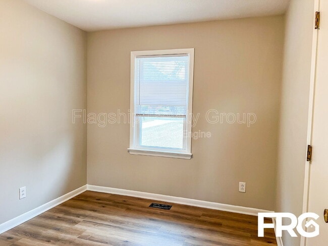 Building Photo - 118 Nancy Drive Rd