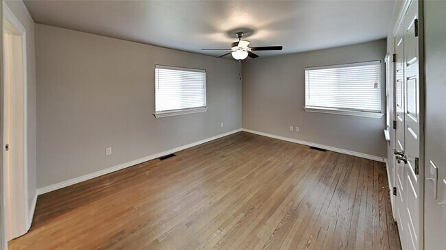 Building Photo - 1409 E Covell Rd