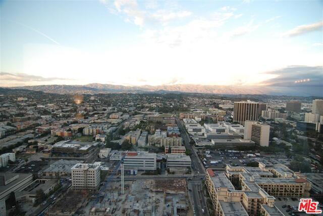 Building Photo - 1100 Wilshire Blvd