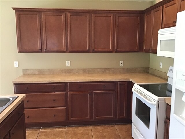 Building Photo - 6673 Bouganvillea Crescent Dr