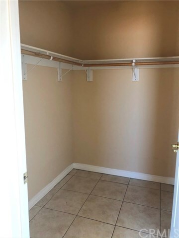 Building Photo - 700 N Hill Pl