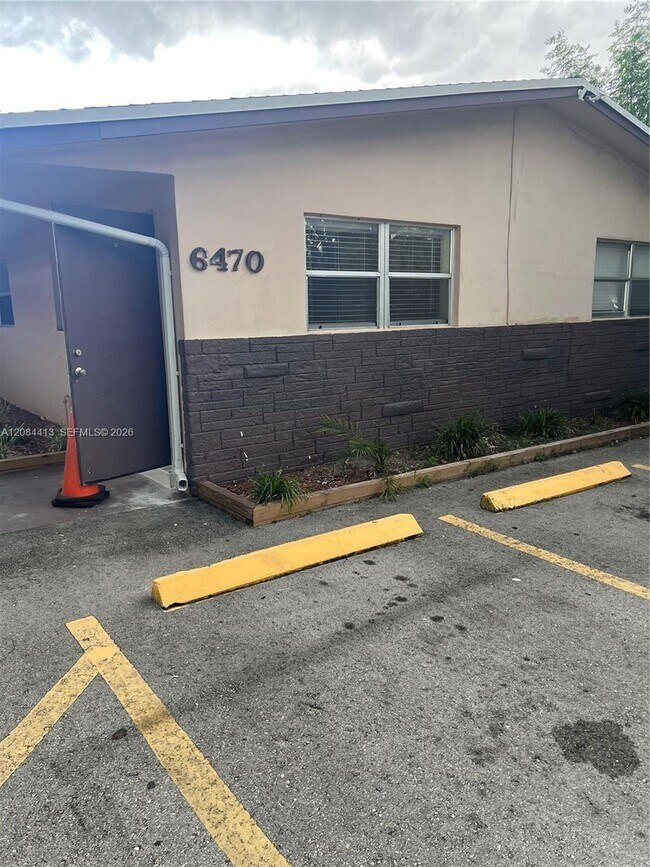 Building Photo - 6470 NW 20th Ct
