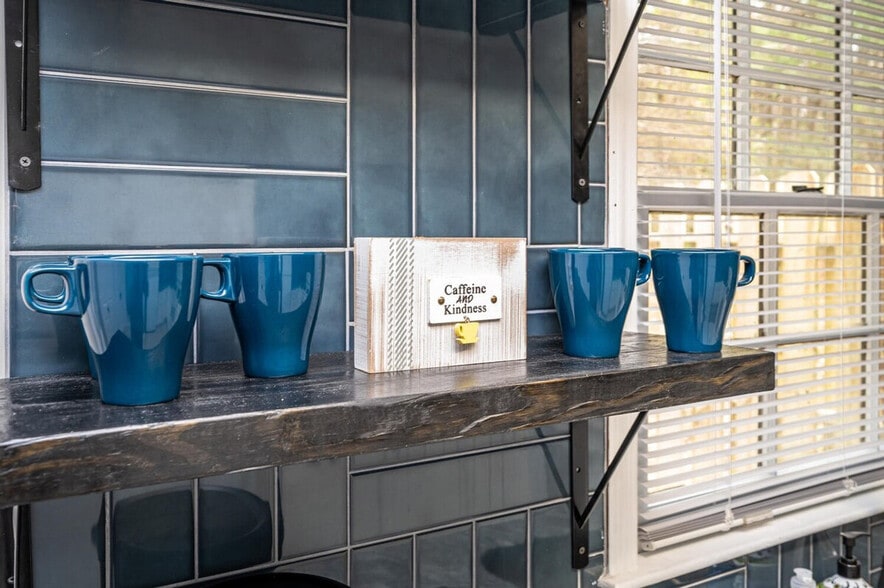 Building Photo - 1267 Sweet Pine Dr