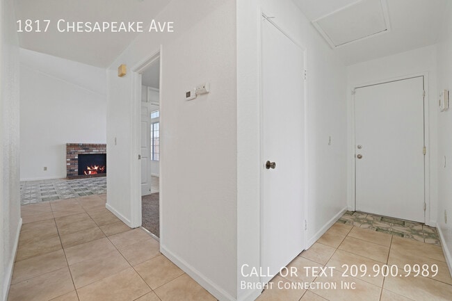 Building Photo - 1817 Chesapeake Ave