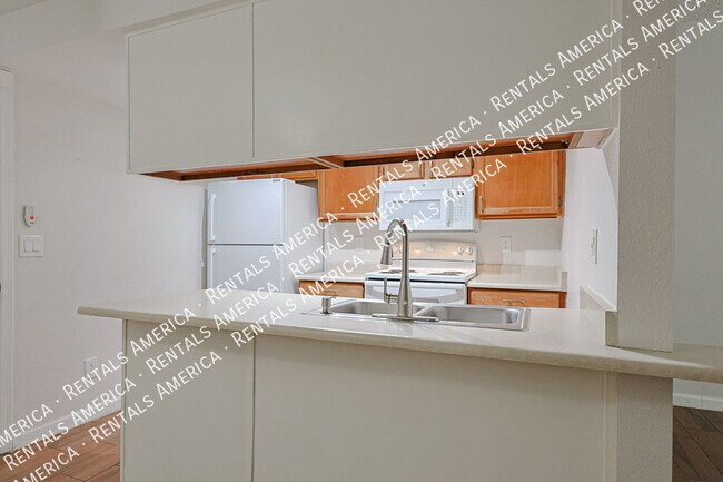 Building Photo - 8888 N 47th Ave