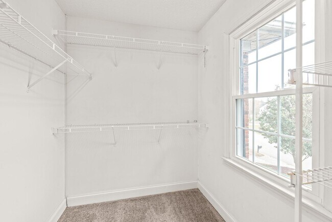 Building Photo - (Coming Soon) Full Brick Home in Matthews!