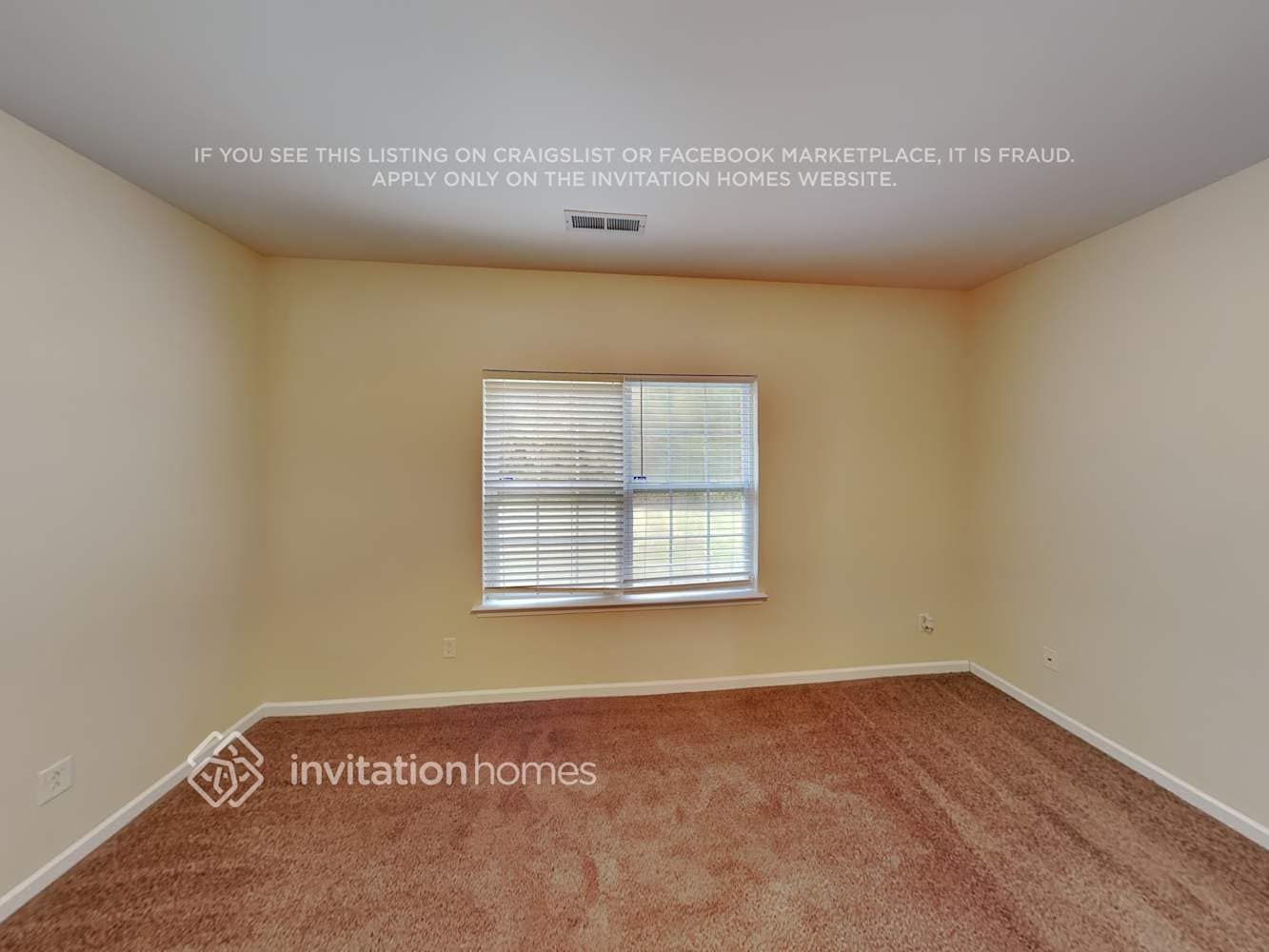 Building Photo - 200 Augustus Lane