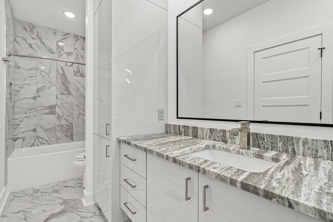 Building Photo - Edge Luxury Townhomes