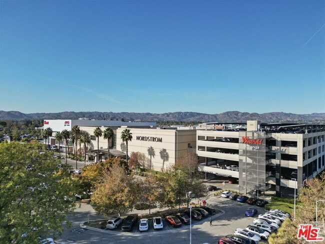 Building Photo - 8371 Northgate Ave