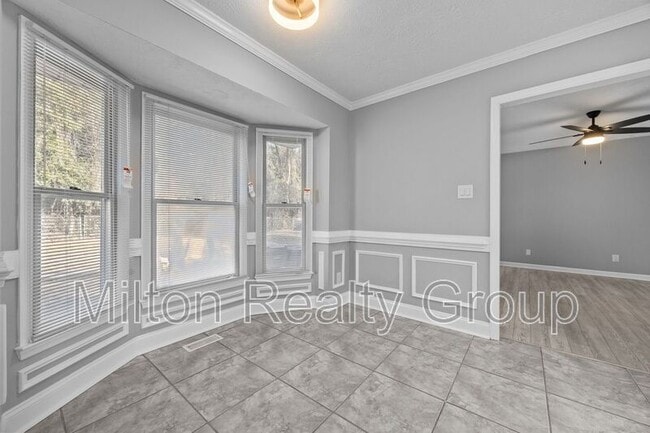 Building Photo - 4320 Falls Dr