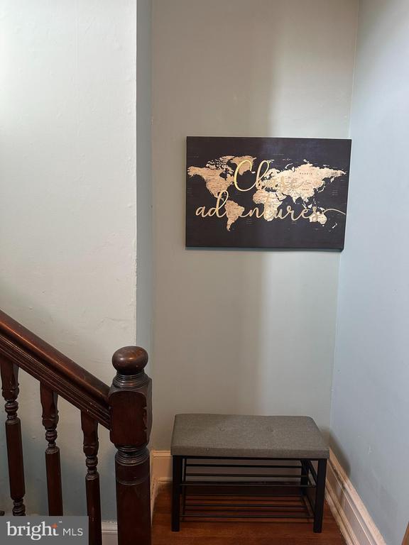 Building Photo - 210 W State St