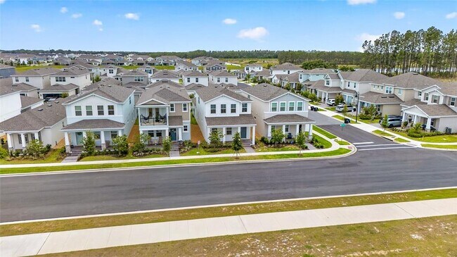 Building Photo - 15174 Field Daisy Dr