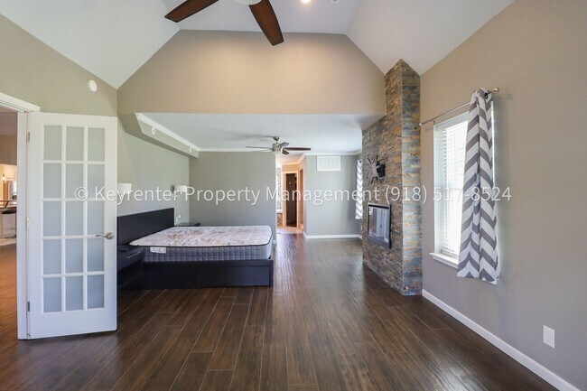Building Photo - Incredible 4 Bedroom 4 Bath Home in Owasso!!!