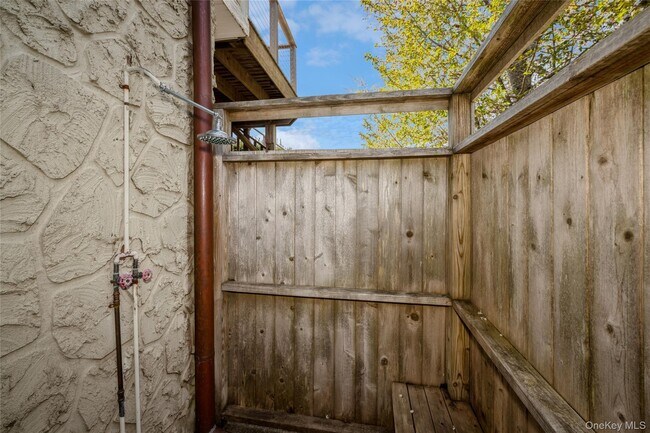 Building Photo - 155 Essex St