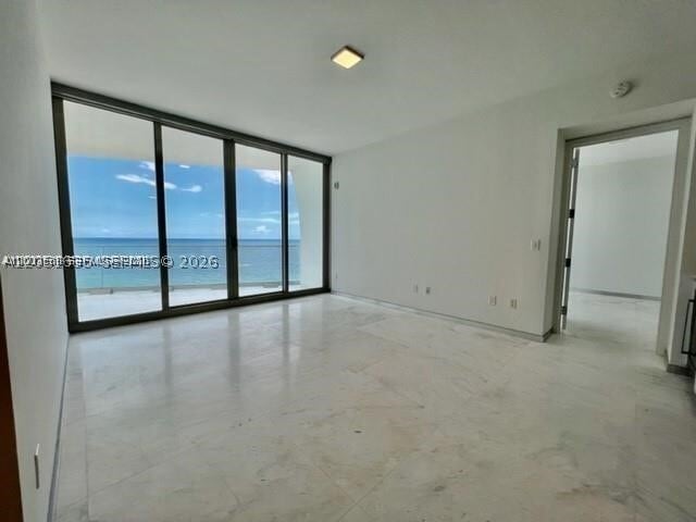 Building Photo - 16901 Collins Ave