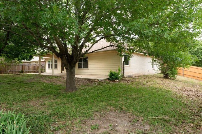 Building Photo - 1517 Hollyhock Ct