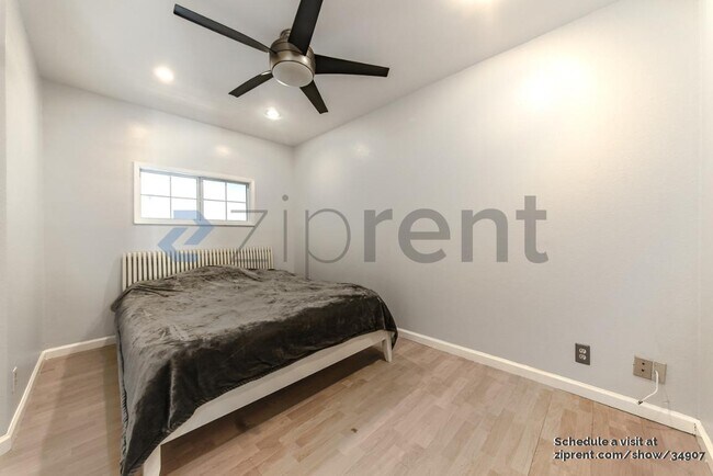 Building Photo - 12331 Hilldale Ct