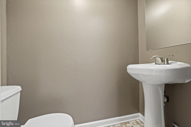 Building Photo - Welcome to Jackson Oak! This stunning 3-level townhome is now available for rent and offers the p...