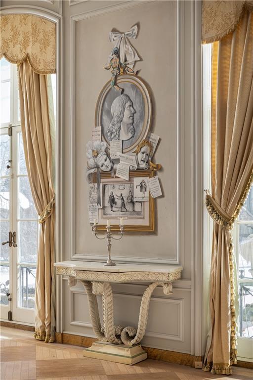 Building Photo - 115 Narragansett Ave