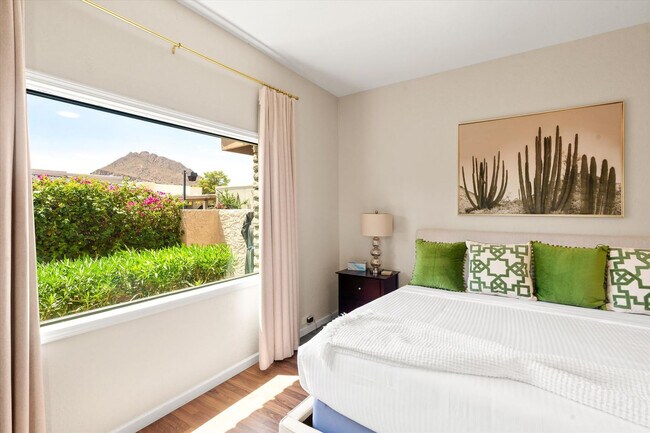 Building Photo - 4525 N 66th St