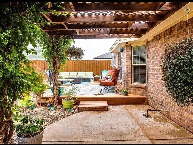 Building Photo - 6720 10th St