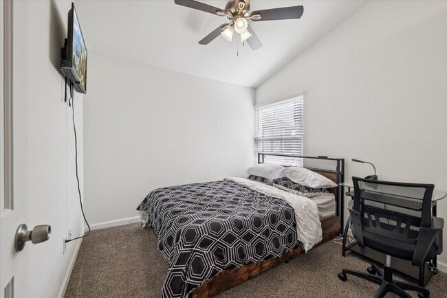 Building Photo - Spacious 4BR, 2BA Home with Modern Comfort