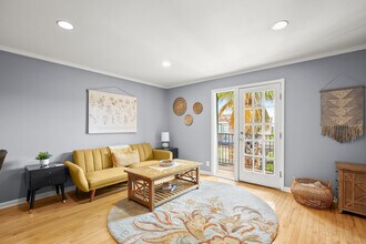 Building Photo - 6501 E Hill Dr