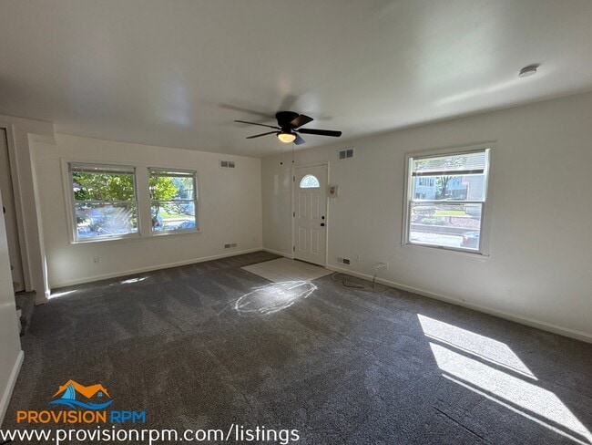 Building Photo - 1890 Arwell Ct