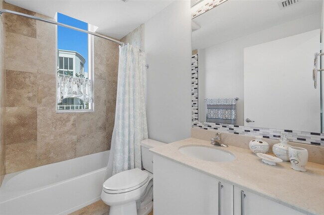 Building Photo - 3030 NE 188th St