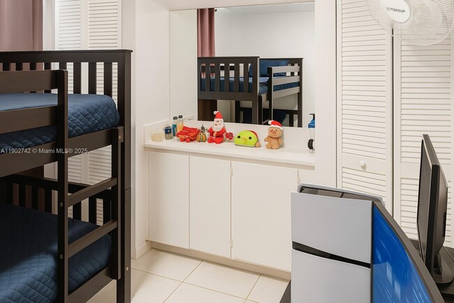 Building Photo - 8006 SW 149th Ave