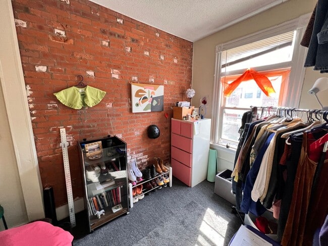 Building Photo - 65 Edgewood Ave