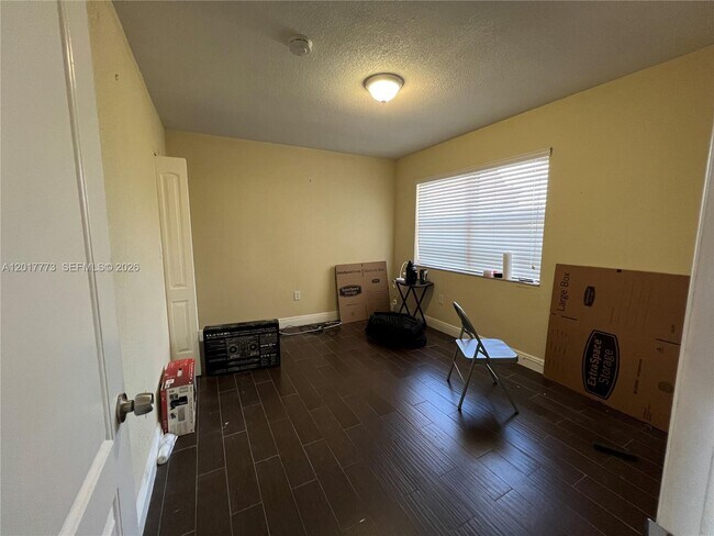 Building Photo - 7106 NW 169th St