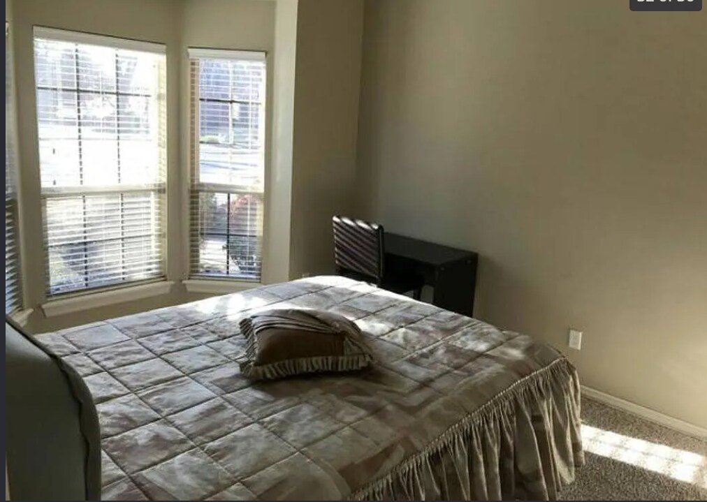guest bedroom - 4413 Spyglass Dr