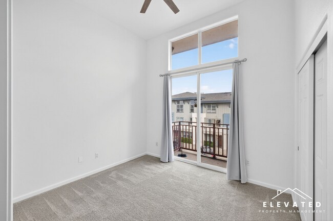 Building Photo - 905 Doubles Dr