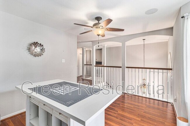 Building Photo - 11230 Sunshine Park Dr