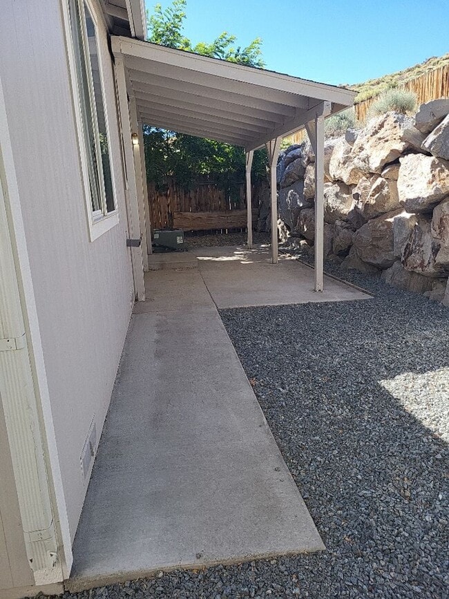 Building Photo - 2396 Sapphire Ridge Way