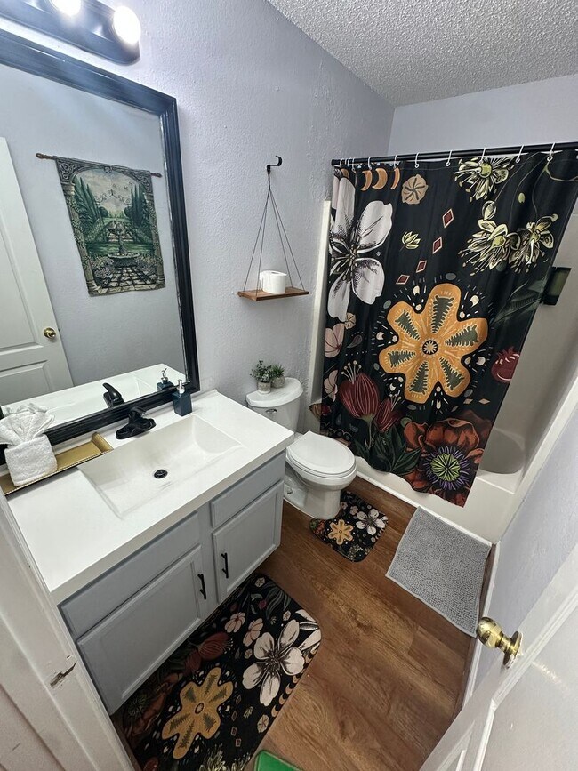 Building Photo - Charming 3 Bedroom, 2 Bath Home in Union C...