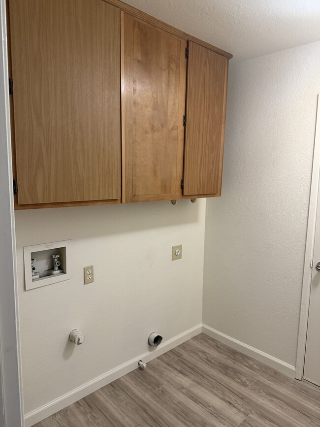 Building Photo - 844 Stetson Way