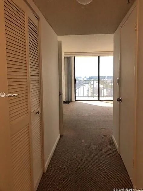 Building Photo - 290 174th St St