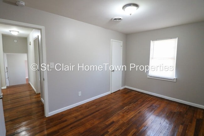 Building Photo - Adorable Pell City Home