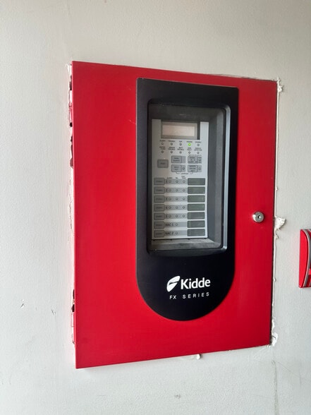 Building Photo - 3010 N Broad St